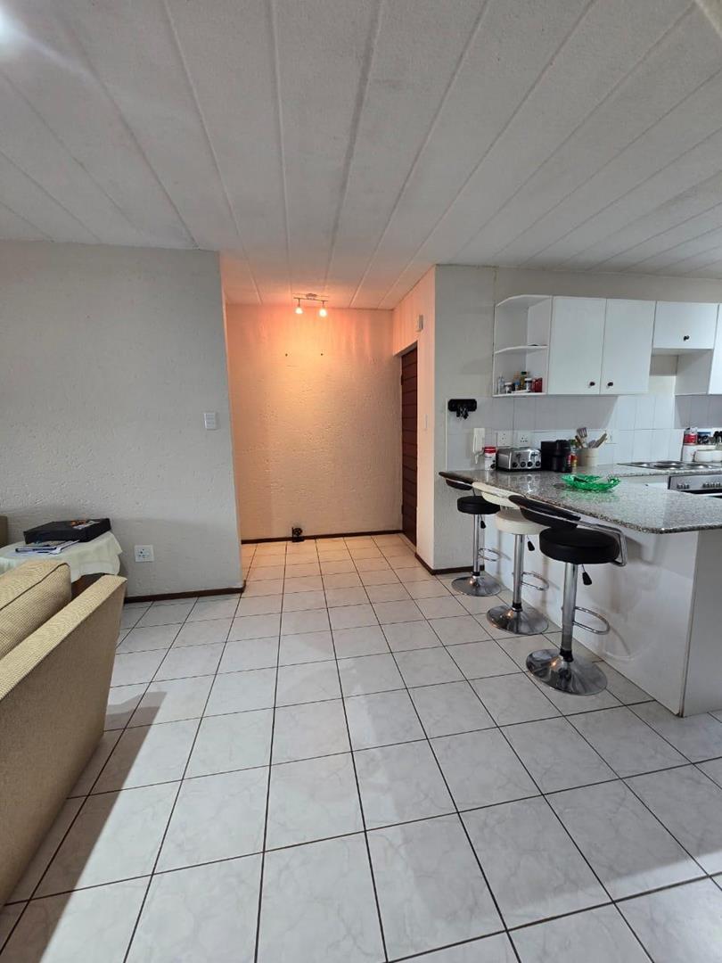 2 Bedroom Property for Sale in Hartebeespoort A H North West